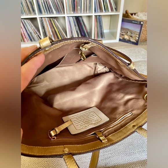 Coach Signature Tan Monogram Floral Appliqué Shoulder Bag - Picture 4 of 5